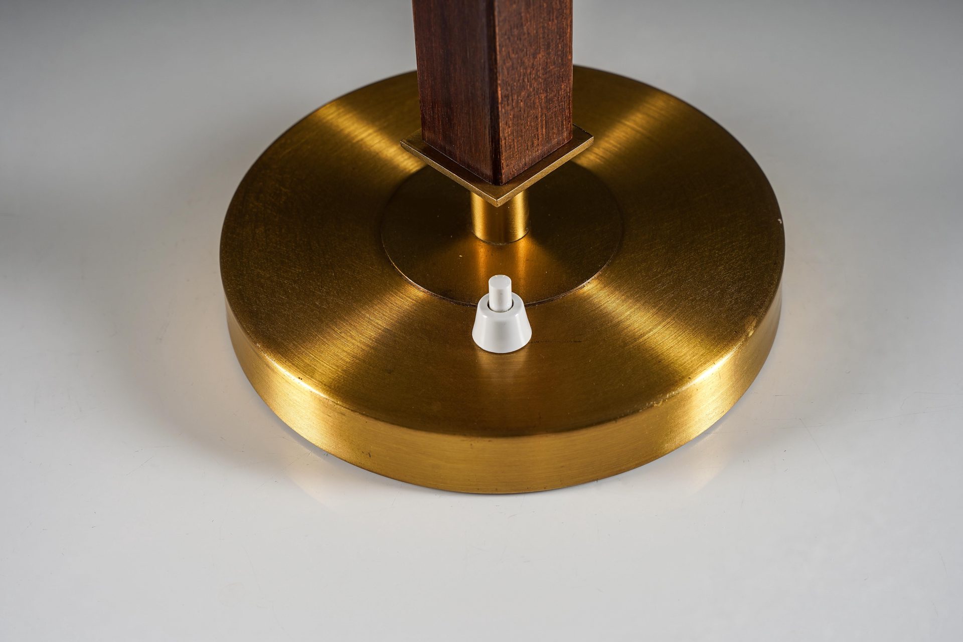 Table lamp by Einar Bäckströms Metallvarufabrik, Sweden, 1960s For Sale 2