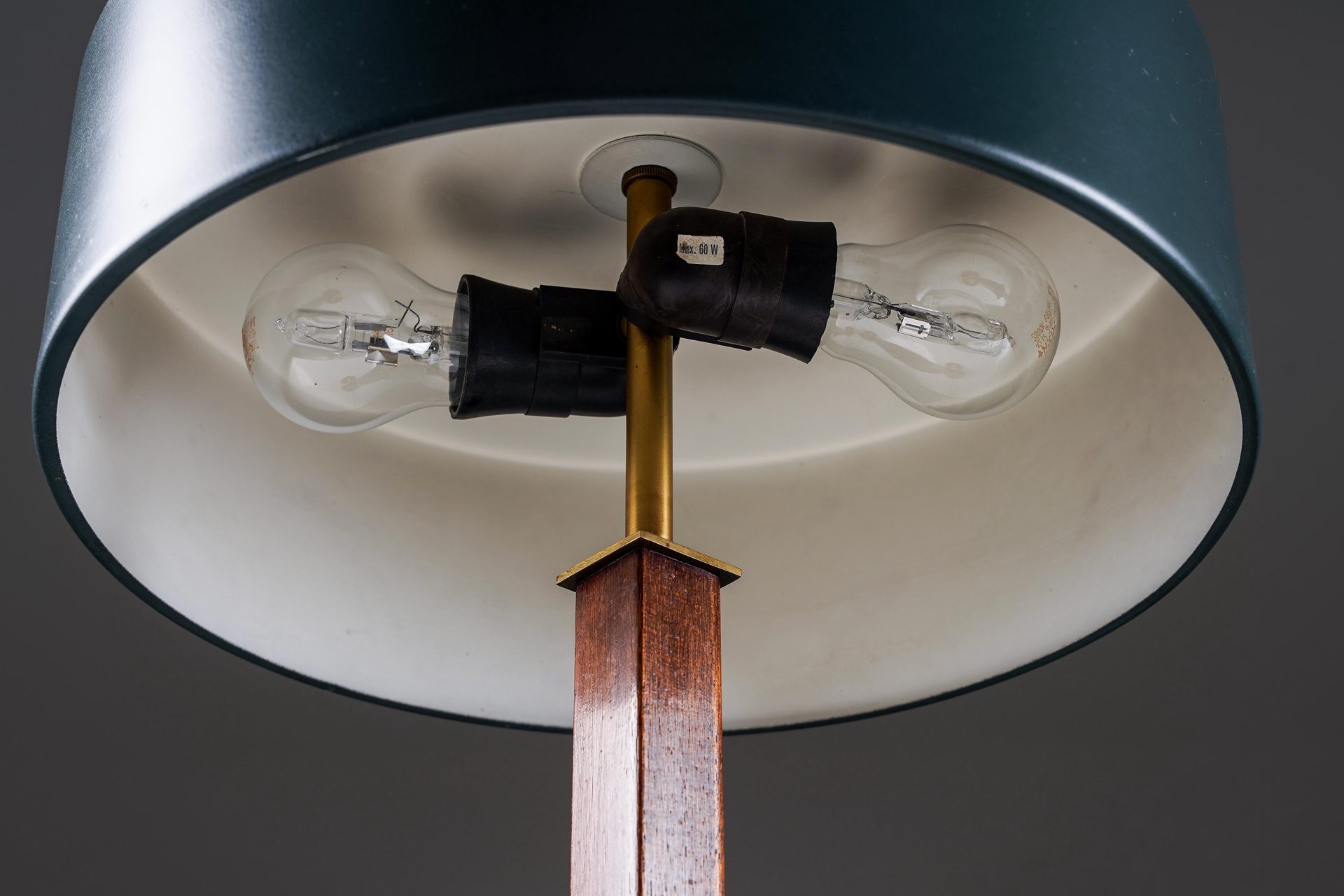 Table lamp by Einar Bäckströms Metallvarufabrik, Sweden, 1960s For Sale 1