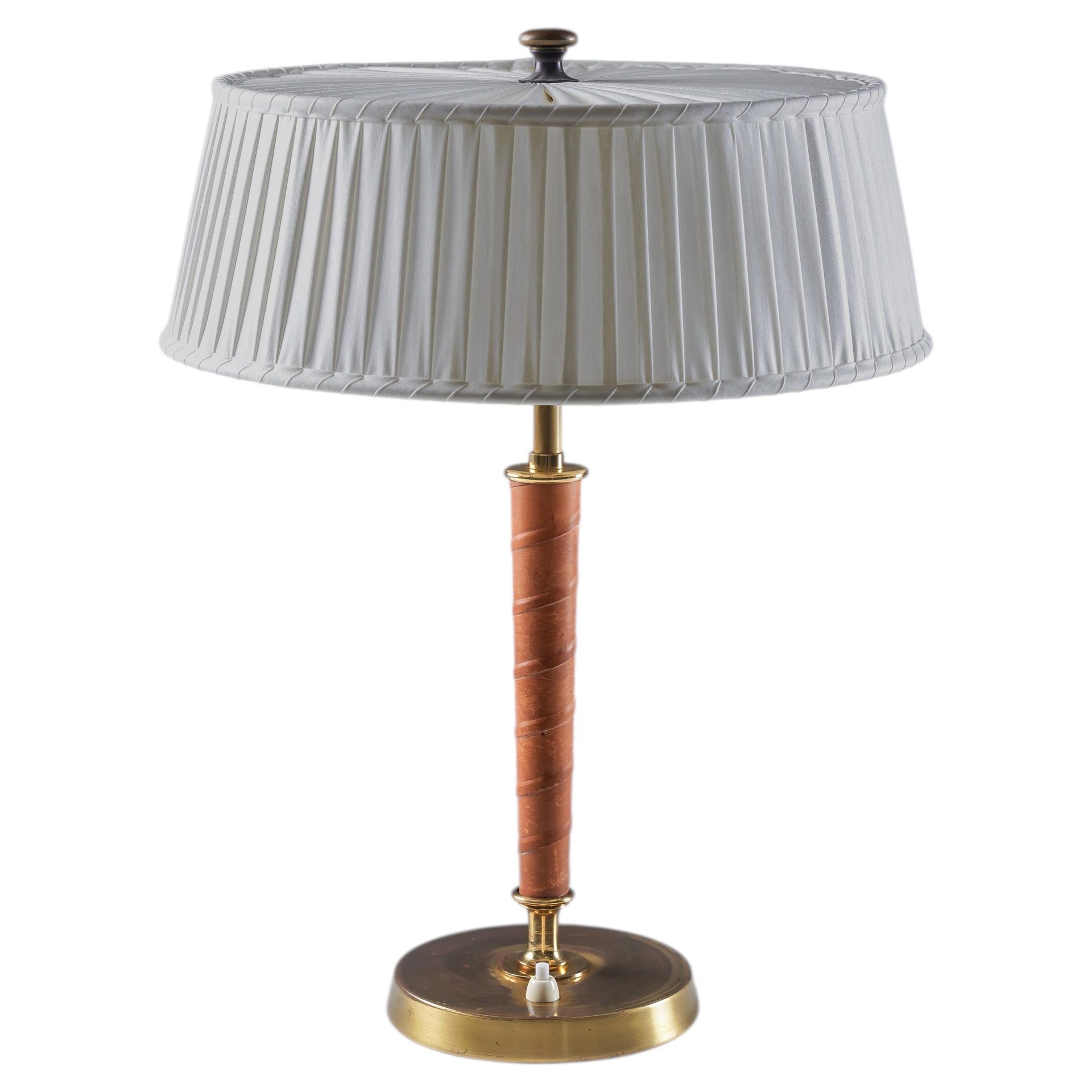 Table lamp model 32926 by Nordiska Kompaniet, Sweden, 1940s For Sale
