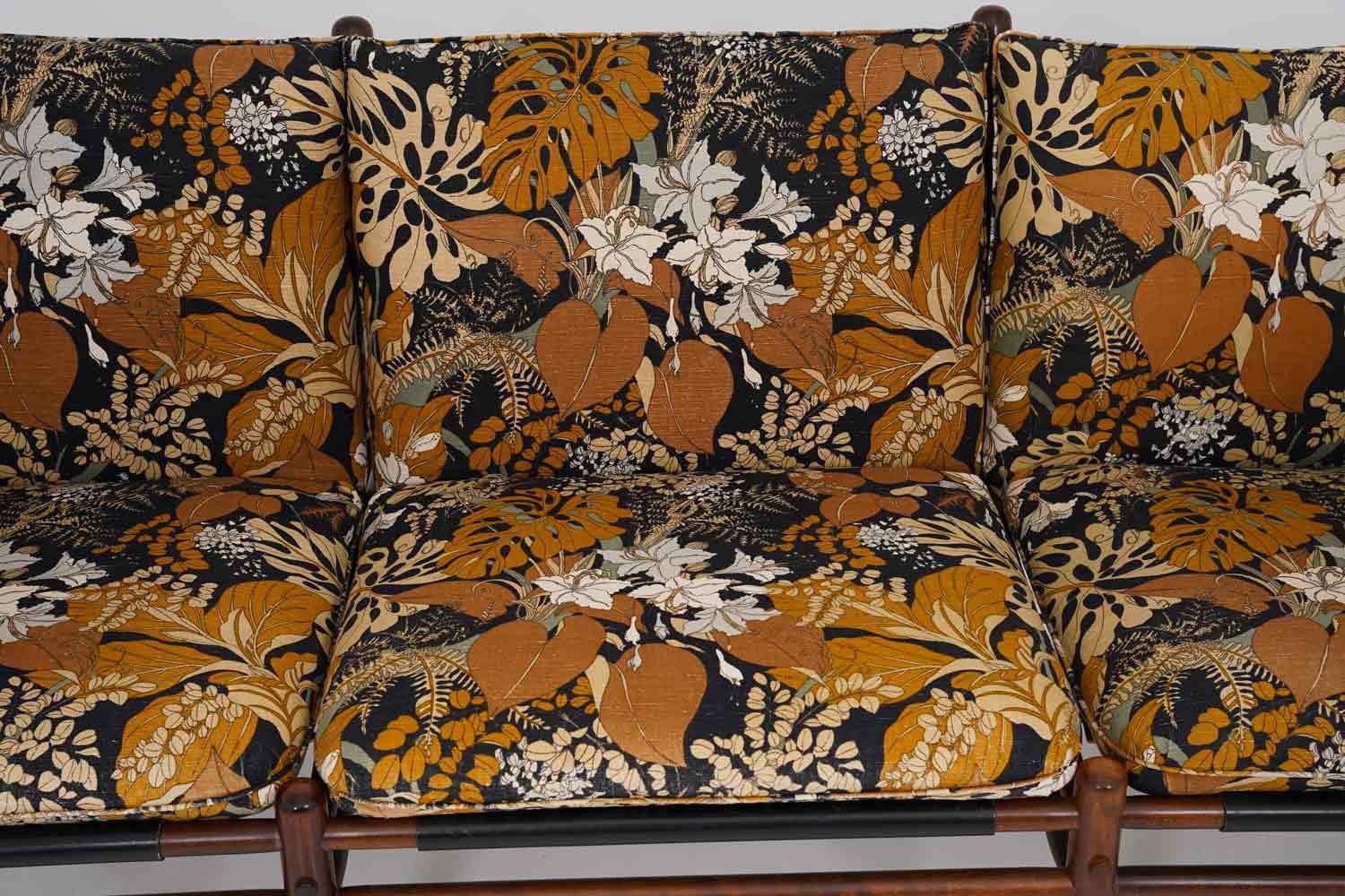 Midcentury Swedish Sofa "Ilona" by Arne Norell For Sale 1