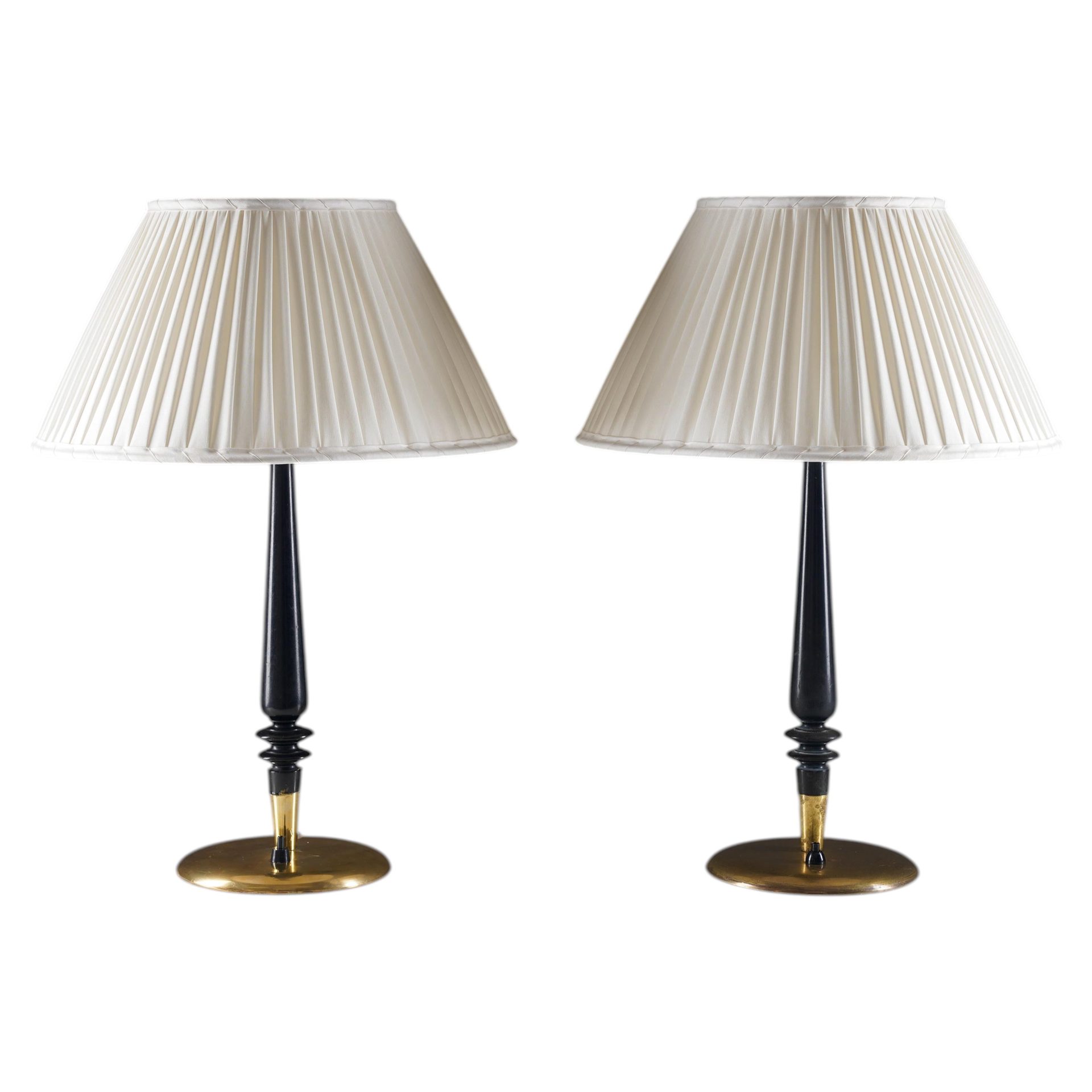 Pair of table lamps model 30592 by Nordiska Kompaniet, Sweden For Sale