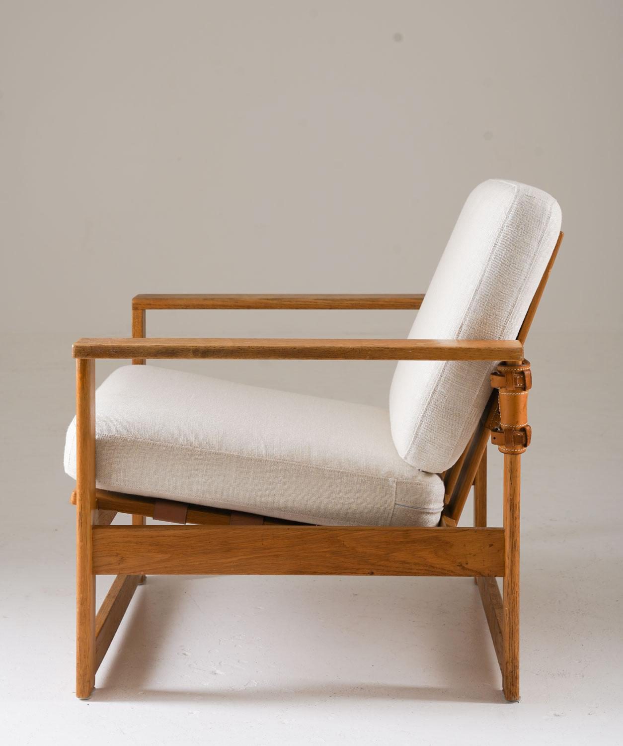 20th Century Scandinavian Midcentury Lounge Chairs in Oak and Leather by Nils Roth, 1960s For Sale
