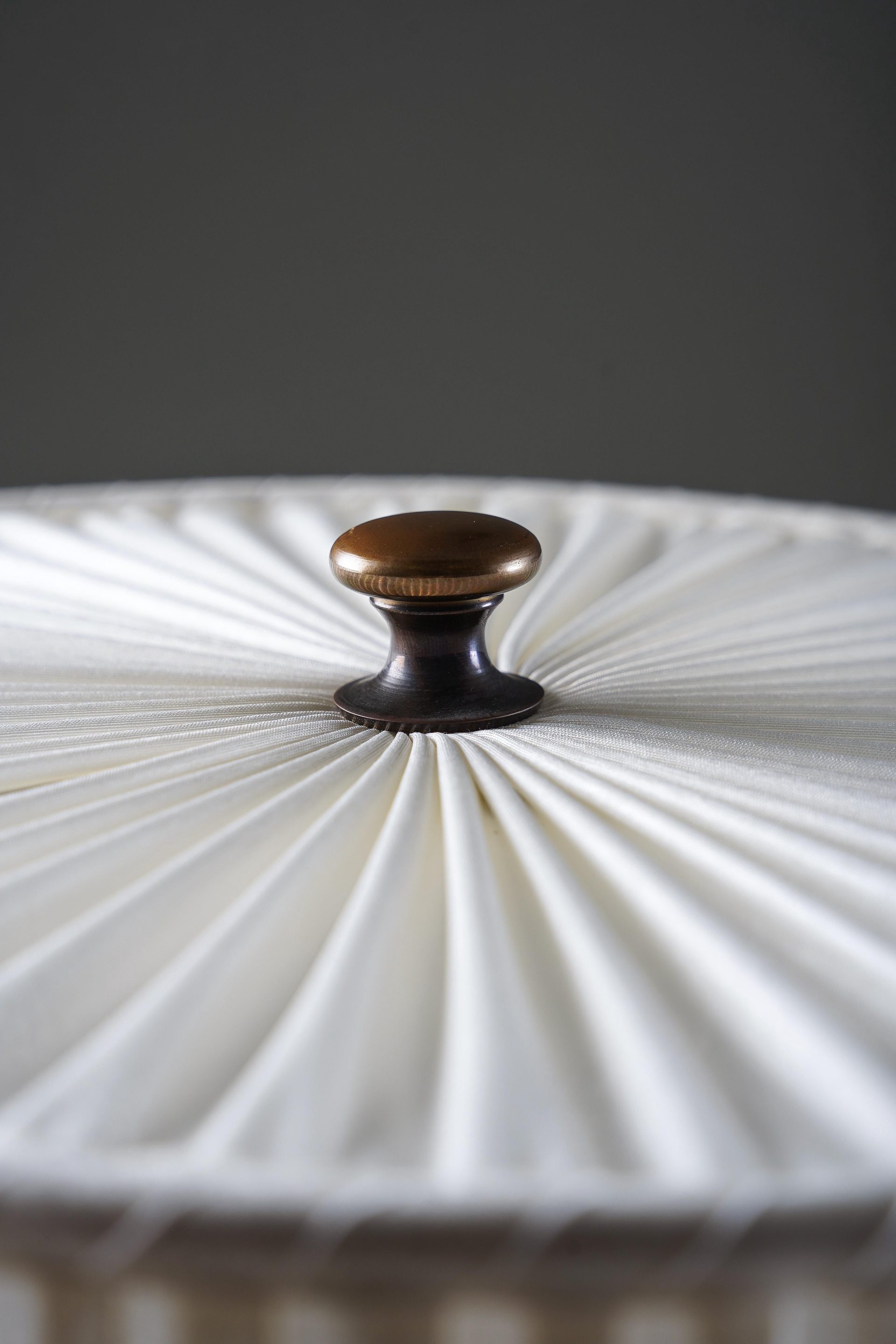 Table lamp model 32926 by Nordiska Kompaniet, Sweden, 1940s For Sale 1